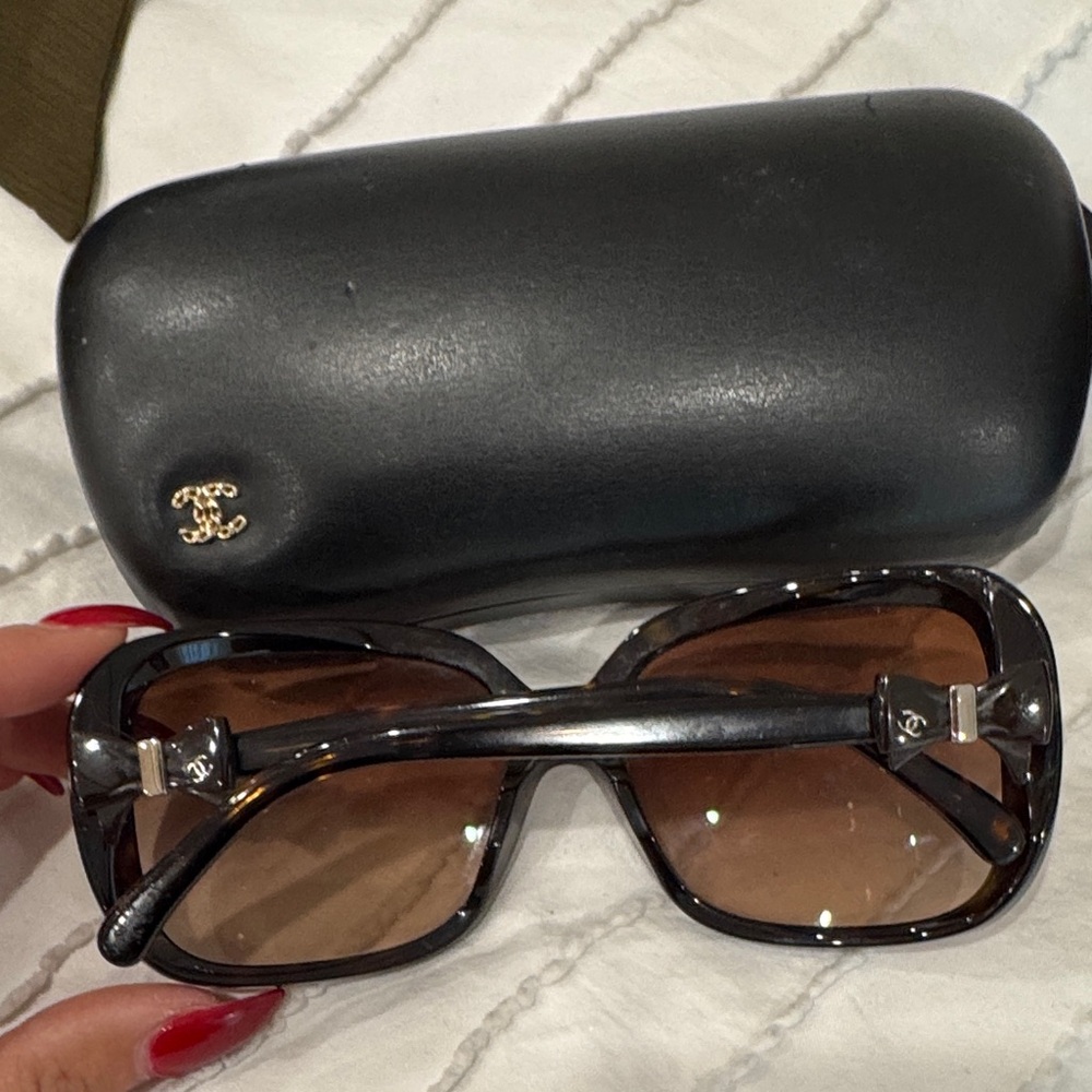 CHANEL Black and Brown Sunglasses with Case